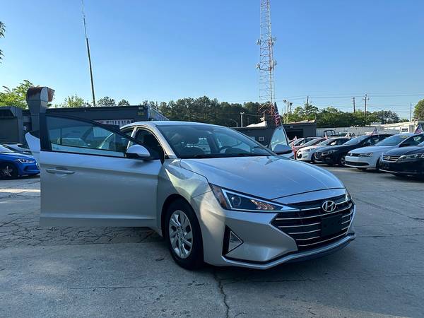 2019 Hyundai Elantra SE PRICED TO SELL! - $15,999 (2604 Teletec Plaza Rd. Wake Forest, NC 27587)