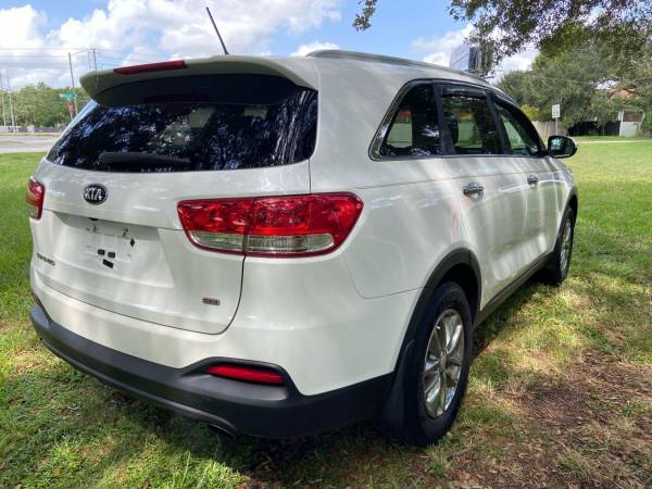 2016 Kia Sorento INCOME IS YOUR CREDIT NO SOCIAL BEST PRICES IN TOWN - $170 (Est. payment OAC†)