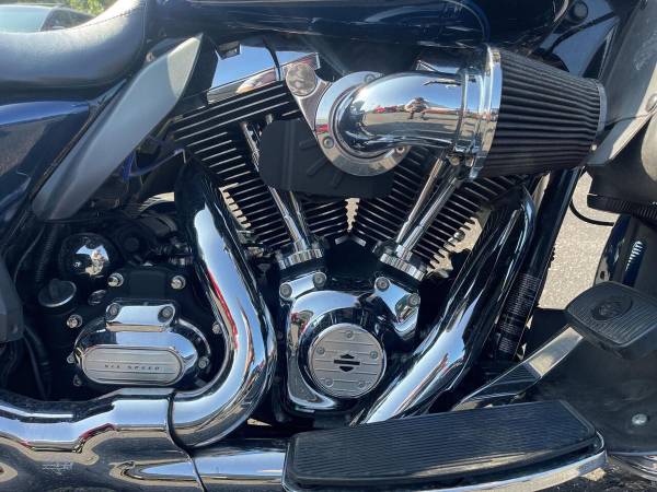 2012 Harley-Davidson Electra Glide Ultra Classic - $12,055 (+ Northpointe Motors)