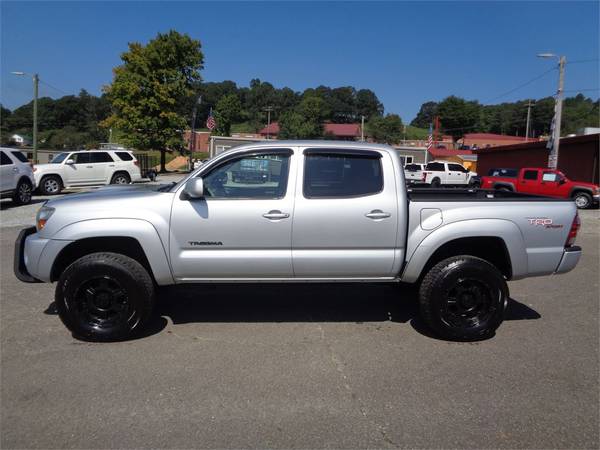 2011 Toyota Tacoma Double Cab 4WD V6 TRD-Sport *LIFTED* - $21,995 (Franklin, North Carolina)