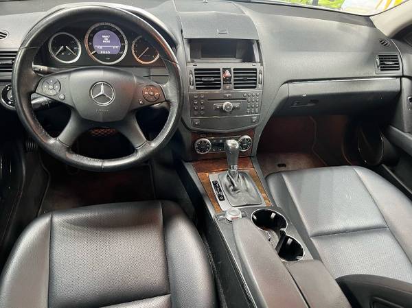 2008 Mercedes-Benz C300 C 300 Sport Sedan Sedan - $10,991 (Trade Guru)