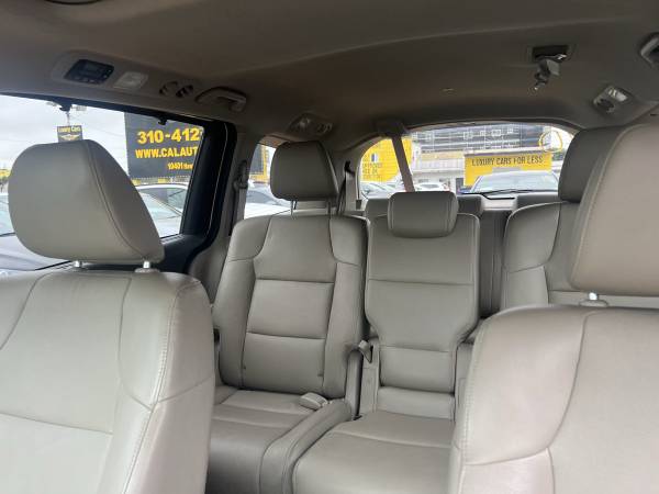 2014 Honda Odyssey EX-L van White Diamond Pearl - $14,999 (CALL 562-614-0130 FOR AVAILABILITY)