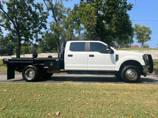 2019 Ford F-350 Crew Cab DRW 4x4 - $45,900 (Forsyth, MO)