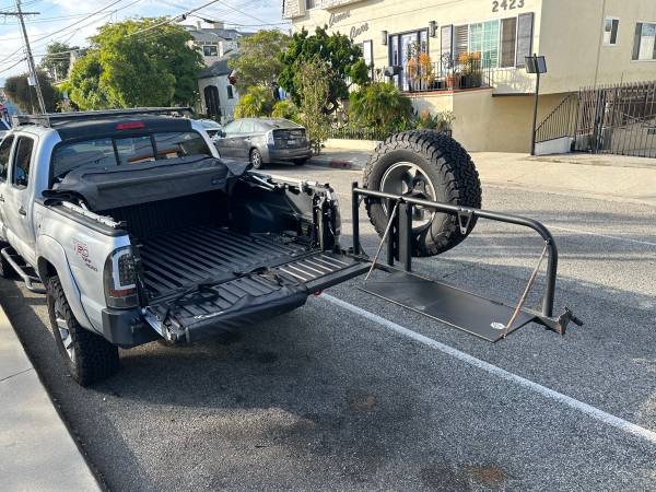 2007 TRD Off Road Toyota Tacoma 4x4 - $14,900 (Santa Monica)