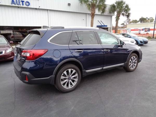 2018 Subaru Outback 3.6R Touring AWD 4dr Wagon Financing Available! - $25,900 (Wilmington. NC)