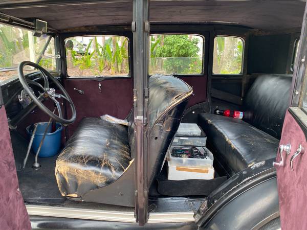 1929 FORD MODEL A!!! GREAT CONVERSTAION PEACE, DRIVES GOOD =) - $18,000 (SOUTH FORT MYERS)