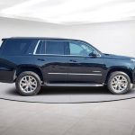 2017 GMC Yukon SLT 4WD w/ Nav Sunroof  3rd Row (GMC Yukon SUV)