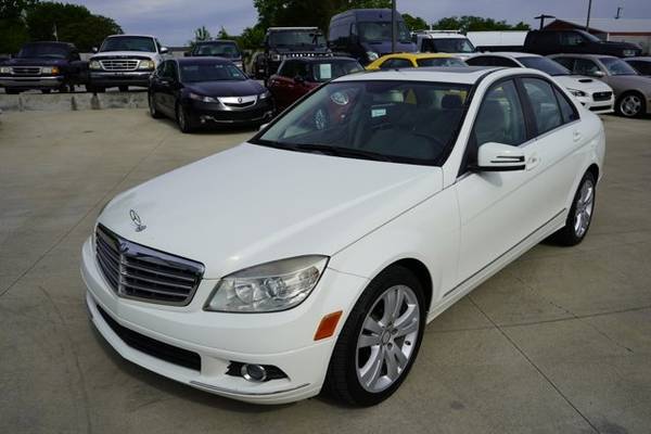 2010 Mercedes-Benz C-Class C 300 Luxury - $13,997