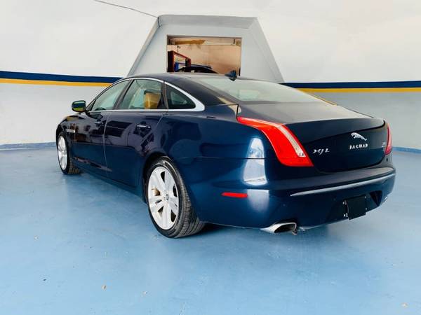 2013 Jaguar XJ XJL Portfolio AWD - $17,500