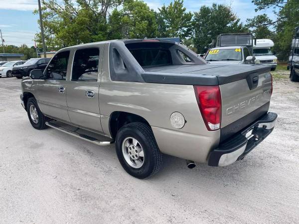 2003 Chevrolet Chevy Avalanche 1500 Sport Utility Pickup 4D 5 1/4 ft - $7,980 (+ Longwood Auto)