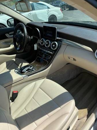 2015 Mercedes-Benz C300 4MATIC 2.0L I4 Turbocharger - $16,900 (Charlotte)