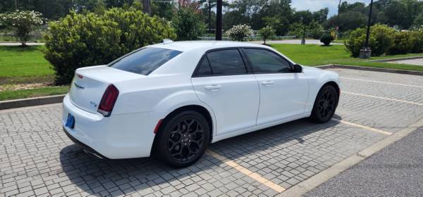 2019 Chrysler - $23,500 (Bluffton)