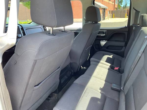 2018 Chevrolet Silverado 1500 1LT Crew Cab 4WD - $18,995 (413 salem ave woodbury nj 08096)
