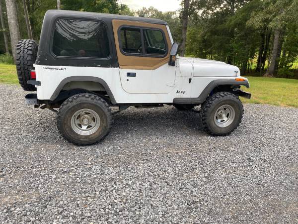 1993 Jeep Wrangler - $6,000 (Holly Springs)