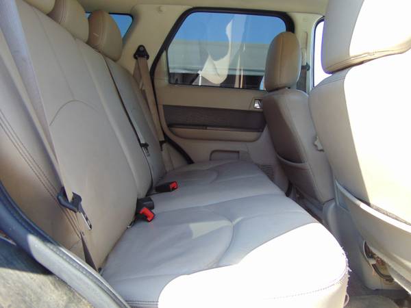 2010 Mercury Mariner FWD 4dr Hybrid - $6,995 (Roseville Auto Center)