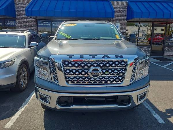 2018 Nissan Titan SL (Nissan Titan Truck)