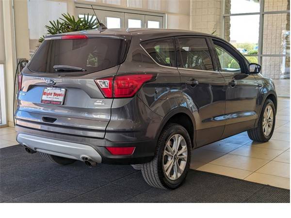 Used 2019 Ford Escape SE / $8,153 below Retail! (Scottsdale,AZ / Right Toyota)