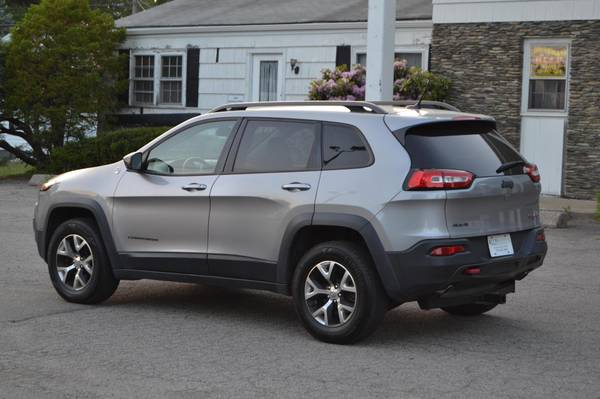 2015 Jeep Cherokee - Financing Available! - $15,499