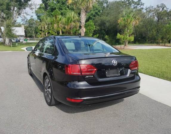 2014 Volkswagen JETTA SEDAN HYBRID SEL PREMIUM LEATHER COLD AC RUNS GREAT - $11,888 (+ Gulf Coast Auto Brokers)