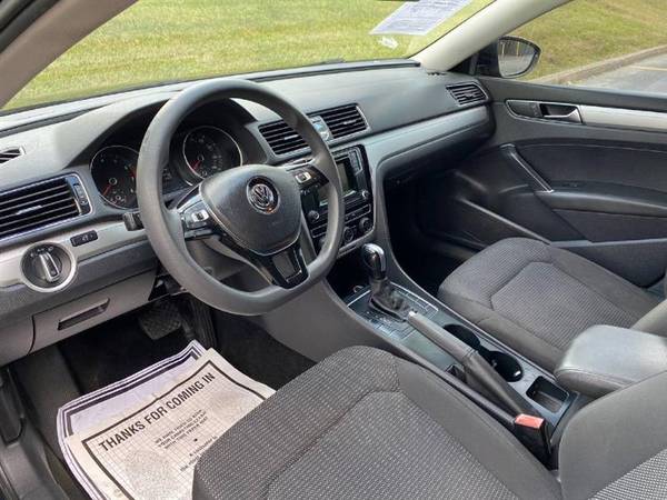 2017 Volkswagen Passat S - $12,800 (Lexington, Kentucky)