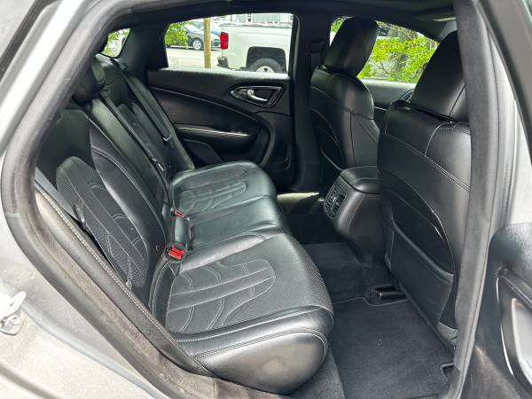 2016 CHRYSLER 200 S 4dr Sedan stock 12422 - $16,480 (Conway)