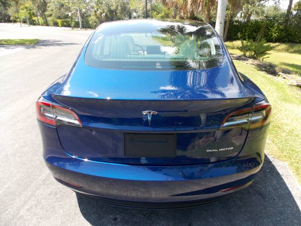 2020 Tesla Model 3 Long Range AWD - $32,790 (Vero beach)