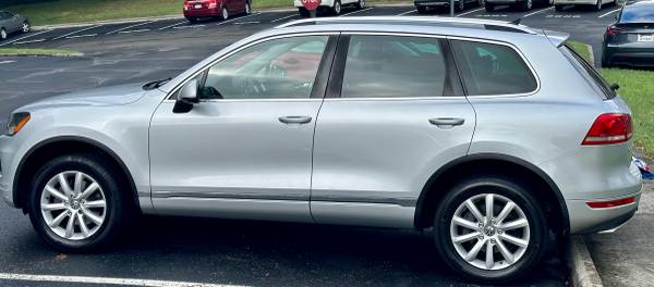 2012 VW Touareg TDI - $11,999 (Roanoke)