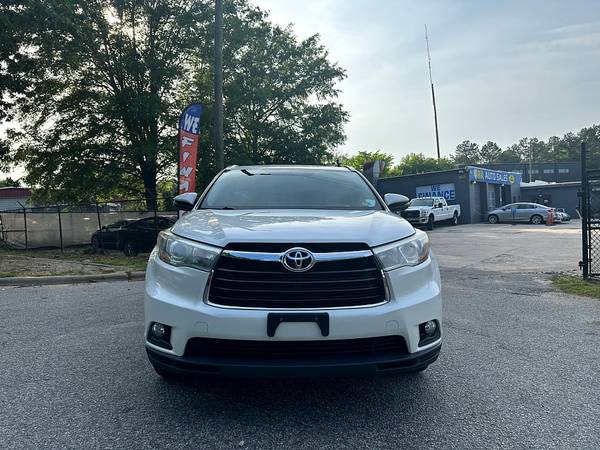 2016 Toyota Highlander XLE PRICED TO SELL! - $18,999 (2604 Teletec Plaza Rd. Wake Forest, NC 27587)