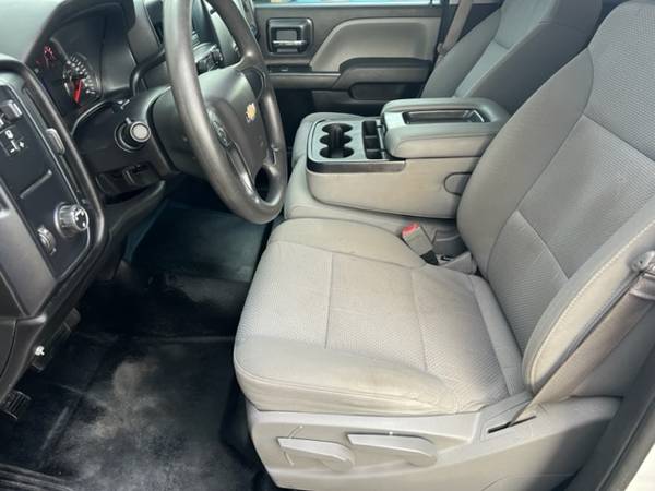 2016 Chevrolet Silverado 2500HD Duramax Crew Cab Long Bed 2WD Allison - $31,970 (New Braunfels)