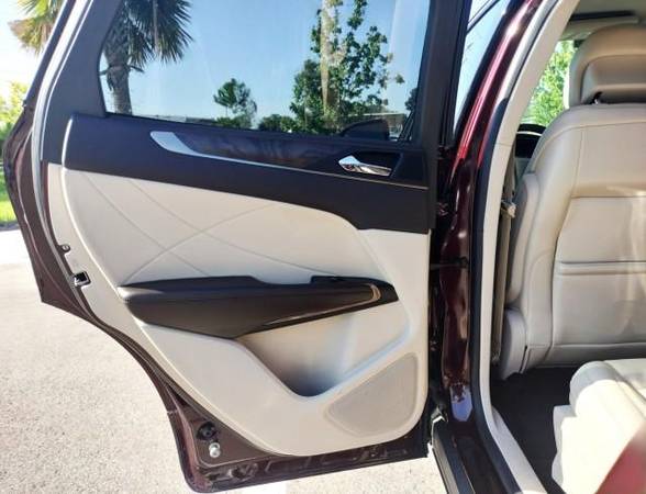 2019 Lincoln MKC RESERVE LEATHER LOW MILES SUNROOF FREE SHIPPING IN FLORIDA - $25,995 (+ Gulf Coast Auto Brokers)