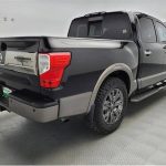 2017 Nissan Titan Crew Cab Platinum Reserve 5.5 ft - truck (Nissan Titan Black)