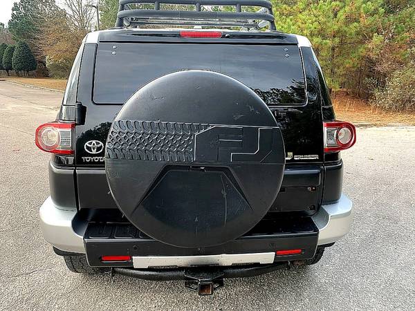 2013 Toyota FJ Cruiser  PRICED TO SELL! - $22,999 (2604 Teletec Plaza Rd. Wake Forest, NC 27587)