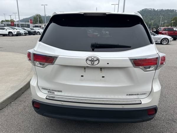 Used 2015 Toyota Highlander AWD 4D Sport Utility / SUV Limited (call 304-892-8542)