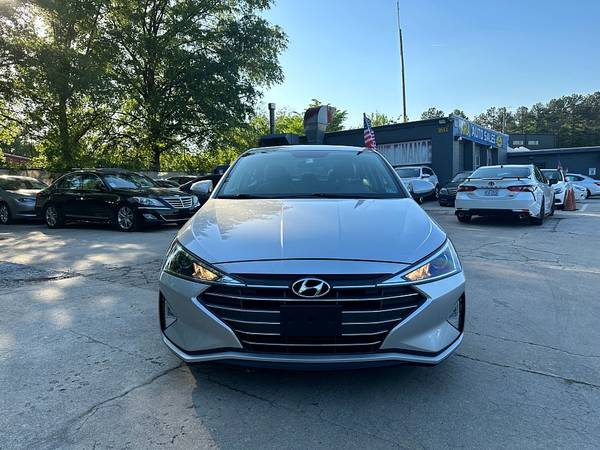 2019 Hyundai Elantra SE PRICED TO SELL! - $15,999 (2604 Teletec Plaza Rd. Wake Forest, NC 27587)