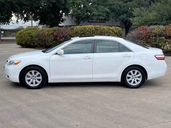 2009 Toyota Camry Hybrid Loaded Top Condition No Accident - $8,950 (Great and Safe vehicle ! **** Dallas ***** North Dallas)