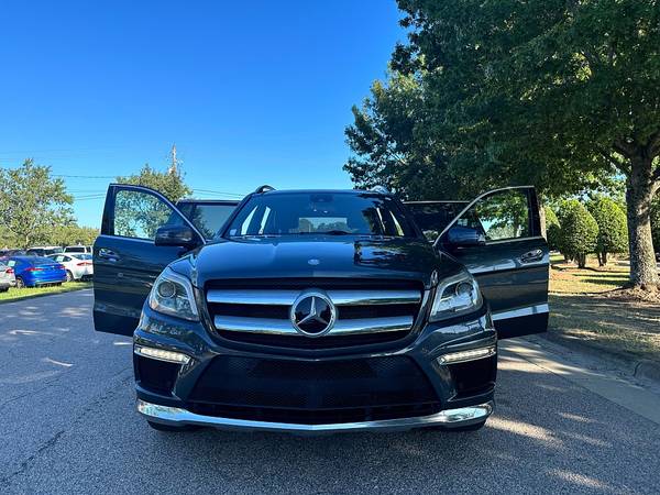 2013 Mercedes-Benz GL 550  PRICED TO SELL! - $17,499 (2604 Teletec Plaza Rd. Wake Forest, NC 27587)