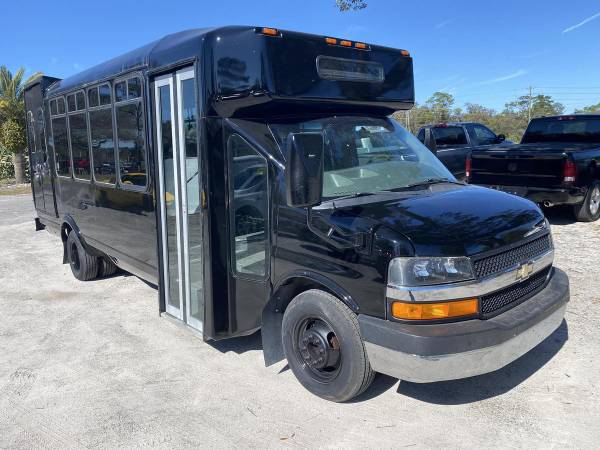 2011 Chevrolet Chevy Comm High Cube Van 4500 High Cube 14-18 - $15,995 (+ Longwood Auto)