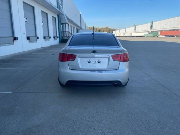 2010 Kia Forte 4dr Sdn Auto SX - $6,995 (NEW WESTMINSTER)