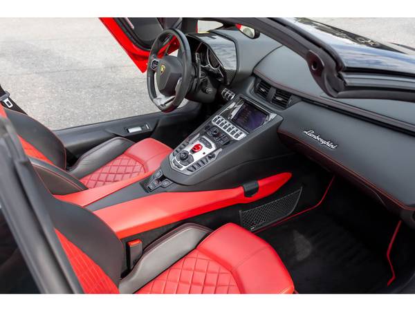 Lamborghini Aventador LP-700 4 - $499,888 (toronto)