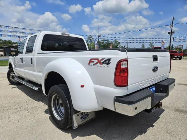 2015 Ford F350 Super Duty Crew Cab - Financing Available! - $37995.00