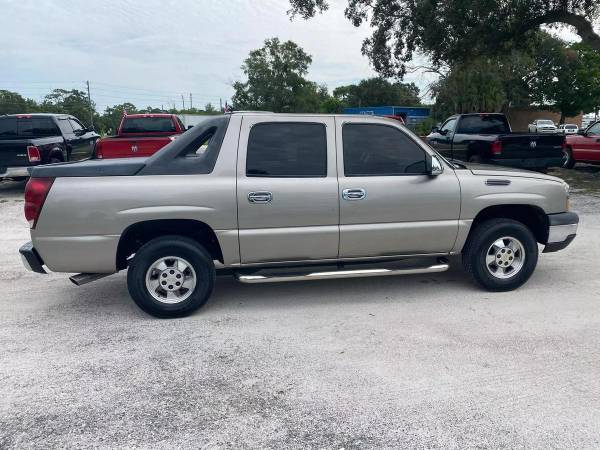 2003 Chevrolet Chevy Avalanche 1500 Sport Utility Pickup 4D 5 1/4 ft - $7,980 (+ Longwood Auto)