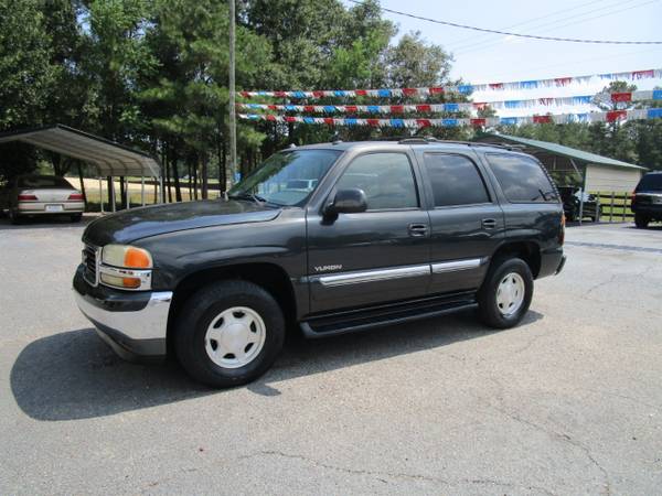 2005 GMC Yukon 4dr 1500 SLT - $8,995 (Carfinders Auto Outlet)