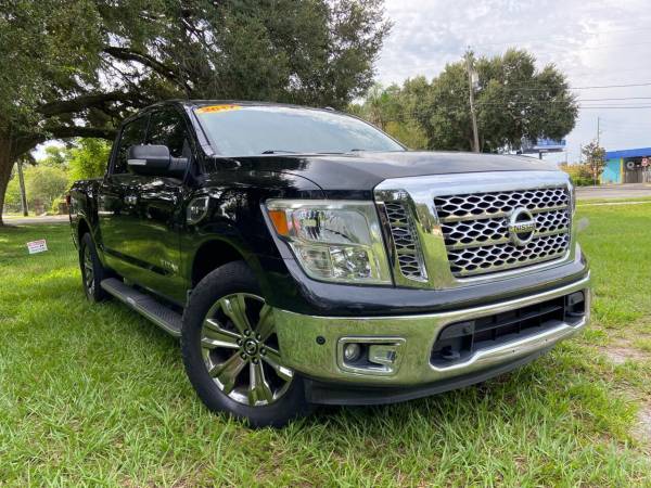 2017 Nissan Titan INCOME IS YOUR CREDIT NO SOCIAL BEST PRICES IN TOWN (Latino Motors Of Orlando)