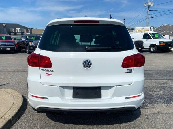 2017 Volkswagen Tiguan 2.0T Sport 4Motion AWD 4dr SUV - $16995.00 (https://www.capecodcarz.com/)