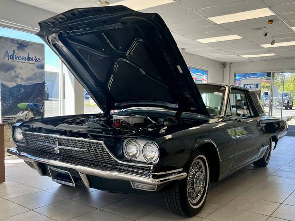 1966 Ford Thunderbird - $22,888