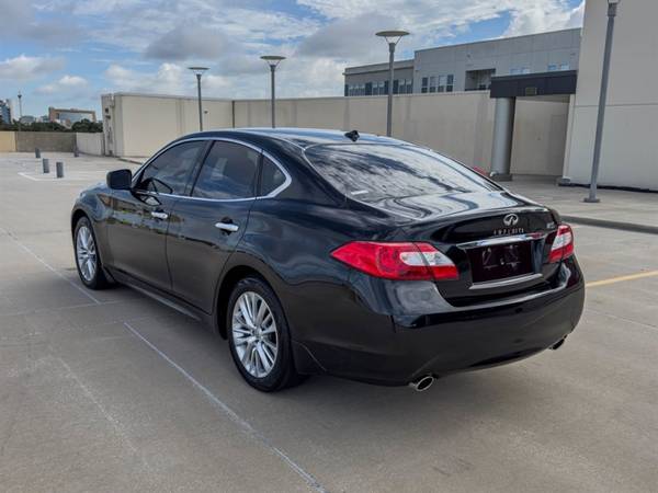 2012 Infiniti M35h - $11,900 (+ Orlando Auto Mall)