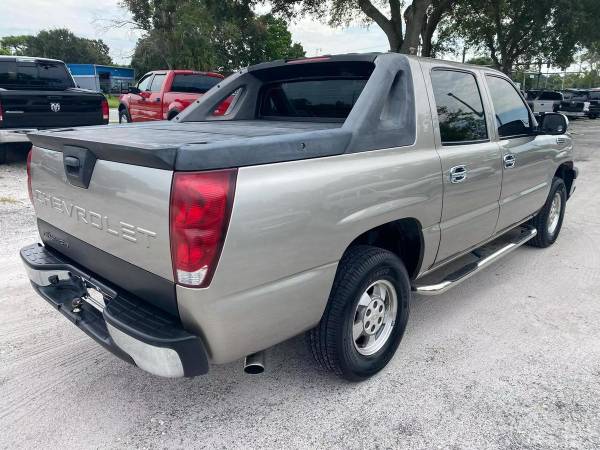 2003 Chevrolet Chevy Avalanche 1500 Sport Utility Pickup 4D 5 1/4 ft - $7,980 (+ Longwood Auto)