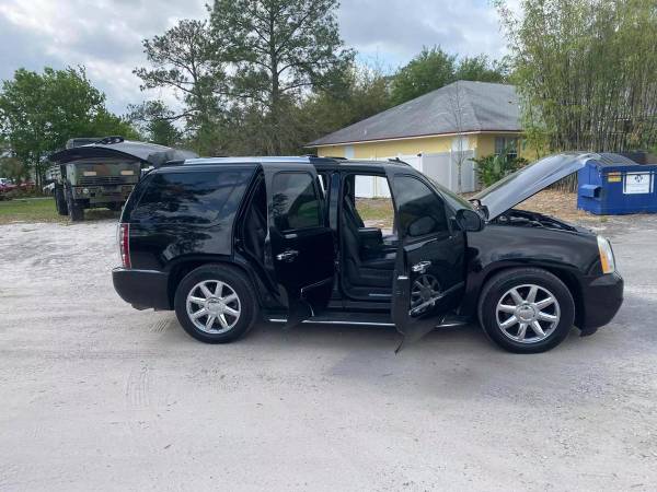 2012 GMC Yukon Denali Sport Utility 4D - $11,295 (+ Longwood Auto)