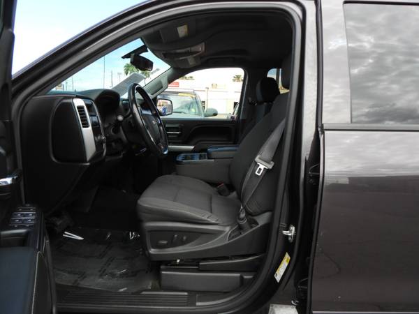 2016 Chevrolet Silverado 1500 2WD Crew Cab 153.0" LT w/1LT - $23,995