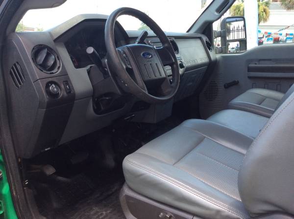 DUALLY FLATBED! 2015 Ford F 550 *** FREE WARRANTY ** - $22,995 (Metairie)